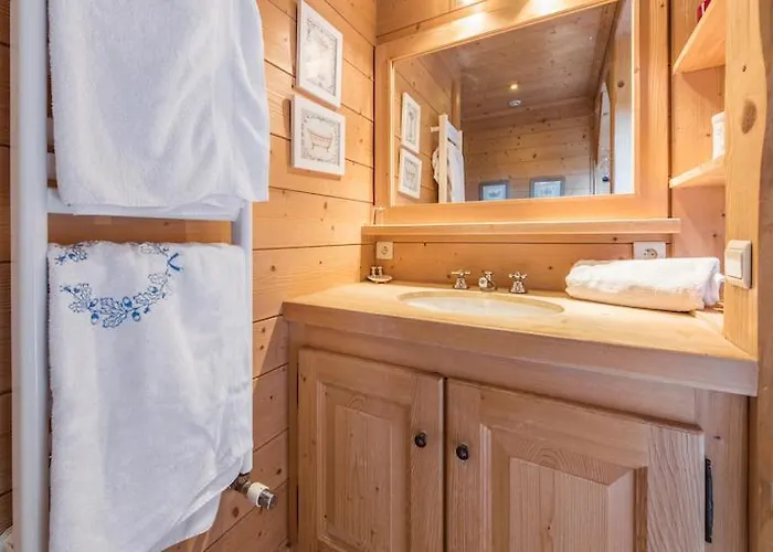 Loue Proximite Pistes Rochebrune Et Centre-ville 木屋 *